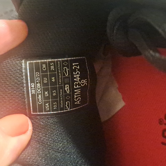 Shoes For Crews Black Slip & Oil Resistant Shoes. Size 10.5 NWT - Picture 9 of 9